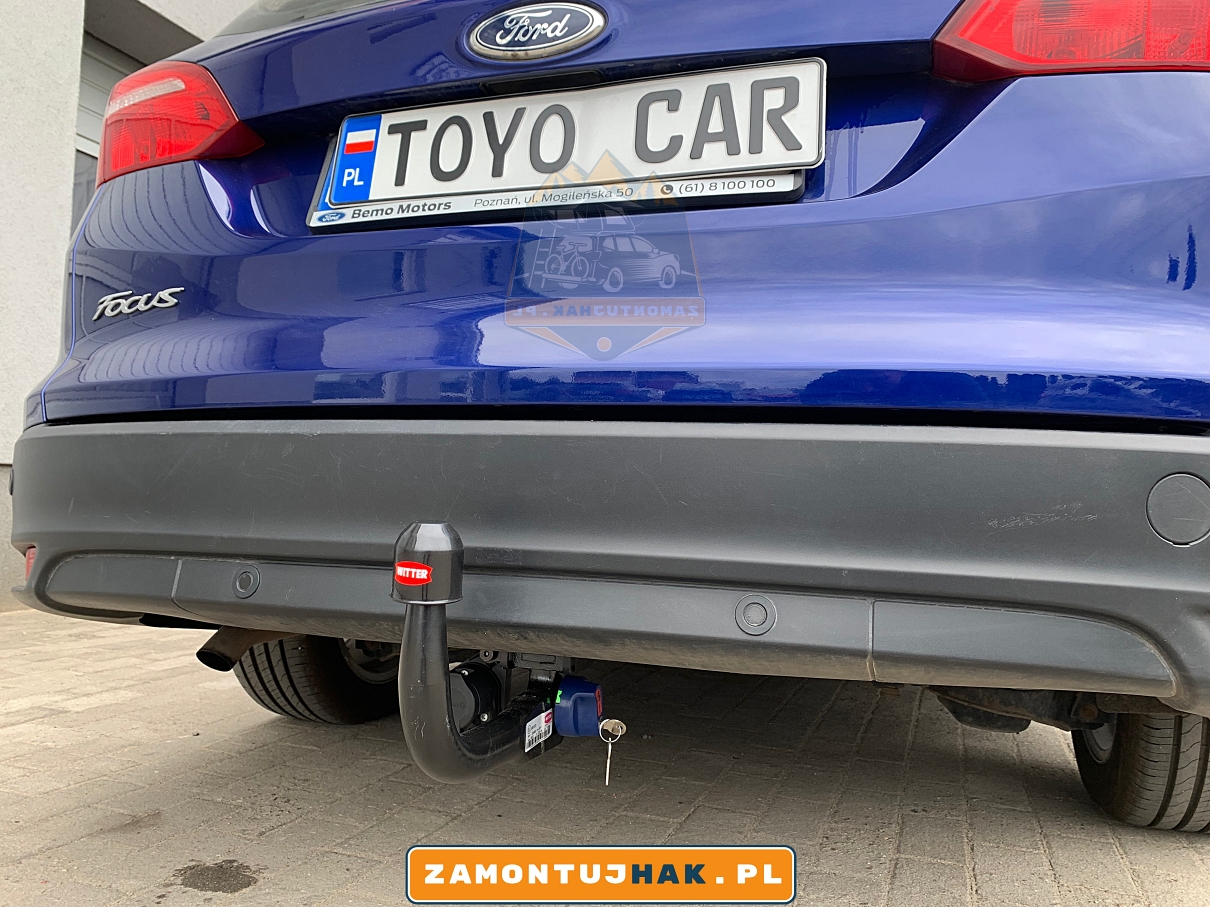 Maksymalna funkcjonalność w Fordzie Focusie 2018 dzięki solidnemu hakowi holowniczemu Witter